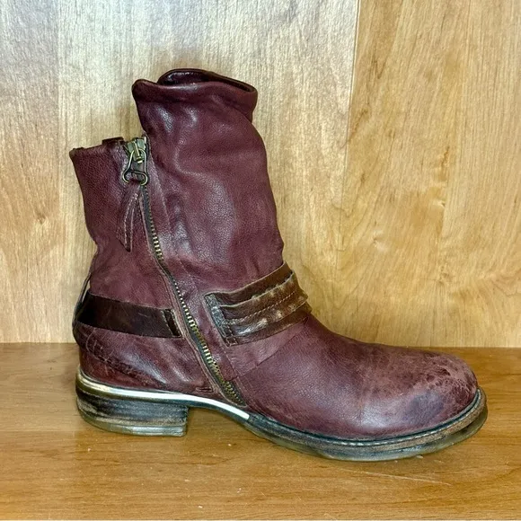 A.S. 98 Sebastian Boots Women EU 39 US 9 Distressed Leather Moto Boots Side Zip