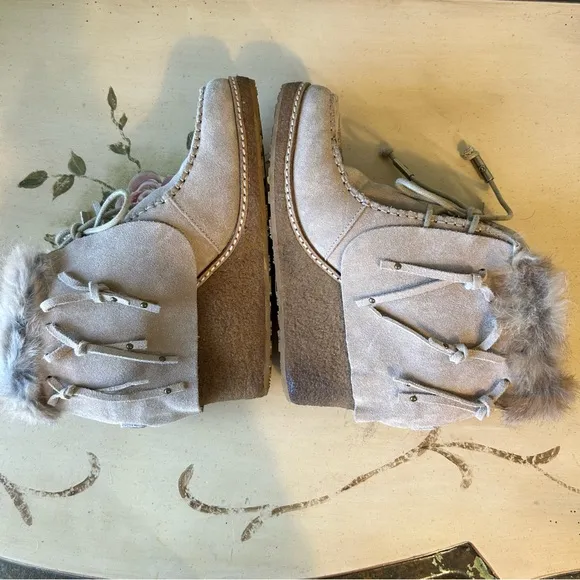 Australia Luxe Collective Light Tan Suede Rabbit Fur Fringe Lace Up Wedge Boots