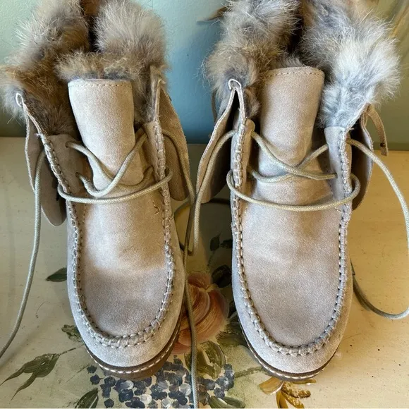 Australia Luxe Collective Light Tan Suede Rabbit Fur Fringe Lace Up Wedge Boots
