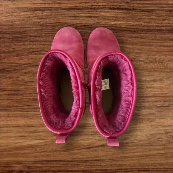 Authentic UGG Classic Mini SWAROVSKI CRYSTAL Bow Low Boots Size 11 Barbie Pink