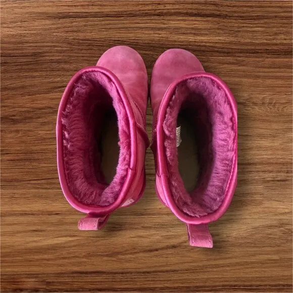 Authentic UGG Classic Mini SWAROVSKI CRYSTAL Bow Low Boots Size 11 Barbie Pink
