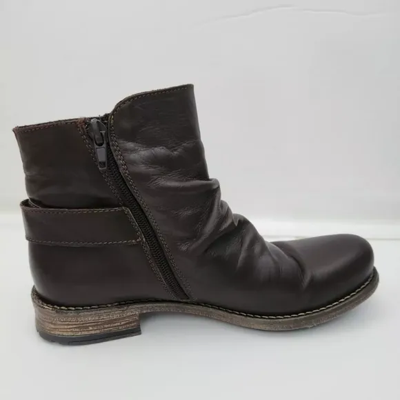 Avellini Size 38 Brown Leather Ankle Boots Women