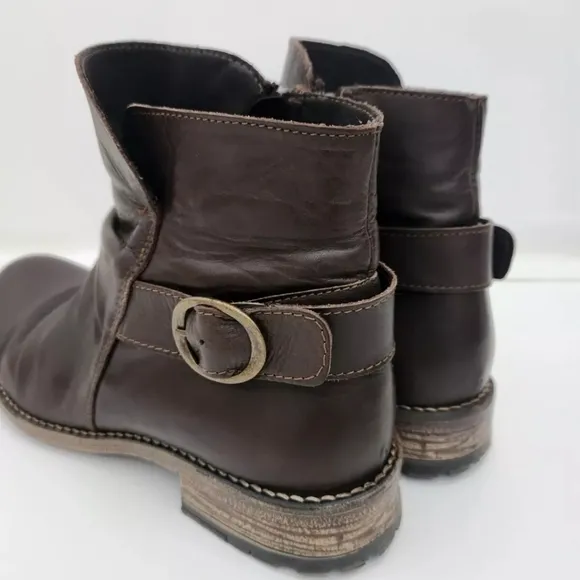 Avellini Size 38 Brown Leather Ankle Boots Women
