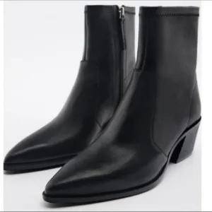 (B6) Zara Genuine leather ankle boots with cowboy-style‎ block heel
