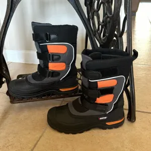 Baffin Bandit Preteen Polar Proven Black, Orange Size 6