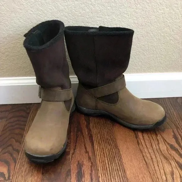 Baffin Danka Women’s Bell-W009 Boots Size 6 Chocolate Color $199 Buckle