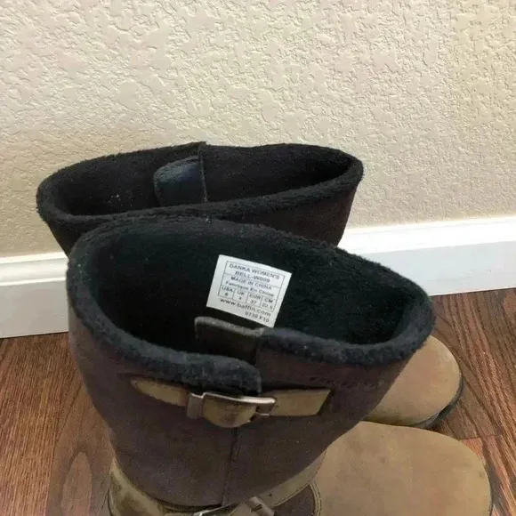 Baffin Danka Women’s Bell-W009 Boots Size 6 Chocolate Color $199 Buckle