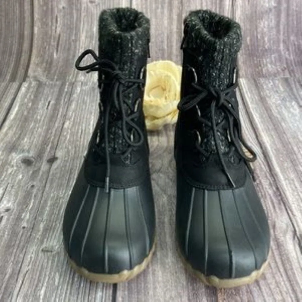 BARETRAPS Fabulous Black Water Resistant Duck Boots 9