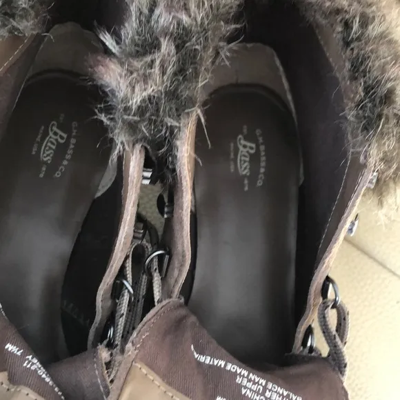 Bass Brown Ankle Boots with Suede Finish-No callouts!!
