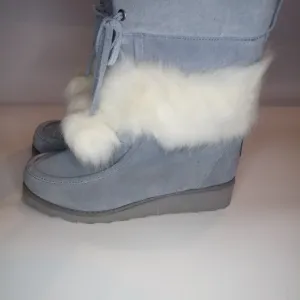 Bearpaw fur boots blue size 8