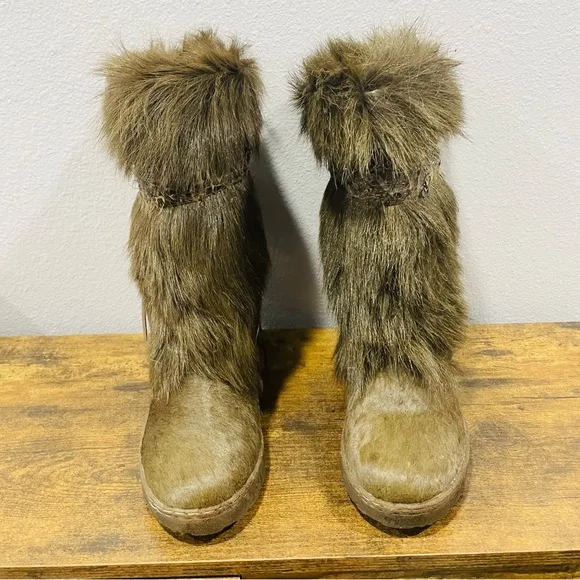 Bearpaw Kola Brown Fur Covered Boots Womens Size 9 l
