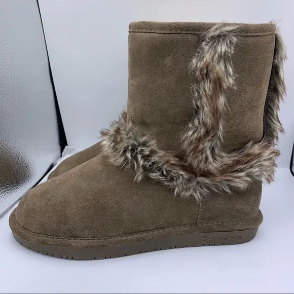 BEARPAW suede faux fur women’s warm boots Size 10