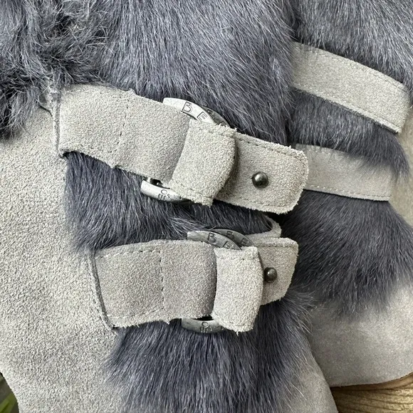 BEARPAW Women’s Madeline Gray Fog Suede Fur Block-Heel Boots Sz US 7