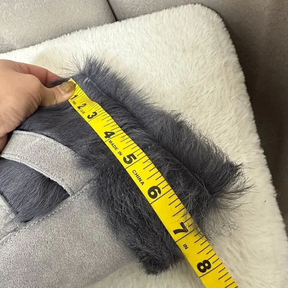 BEARPAW Women’s Madeline Gray Fog Suede Fur Block-Heel Boots Sz US 7