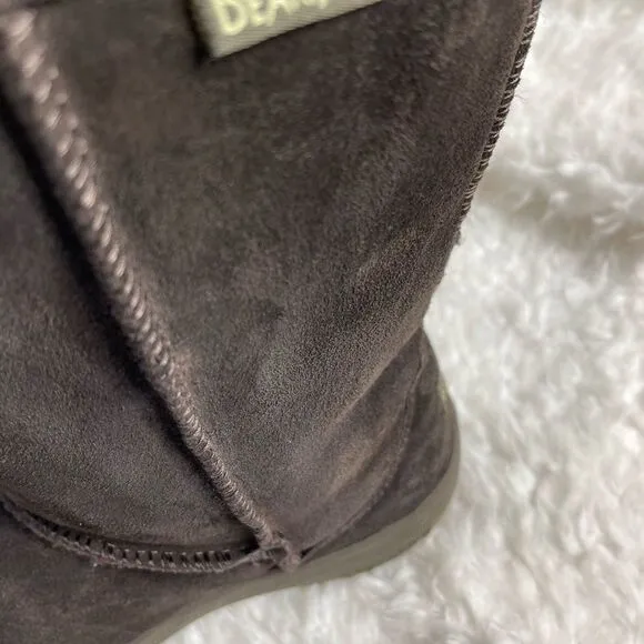 BearPaw dark brown leather side boots with sheep skin / wool fur lining …