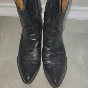 BLack Justin Boots 8.5B MENS