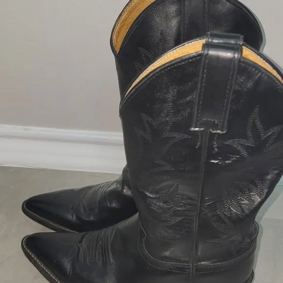 BLack Justin Boots 8.5B MENS