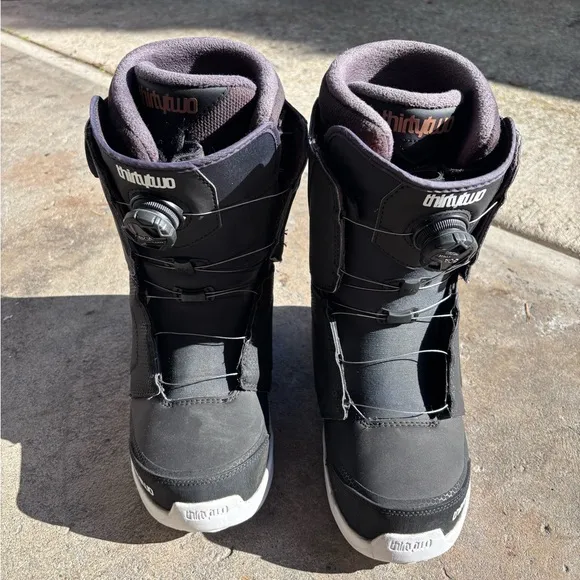 Black Snowboard Boots with White Soles