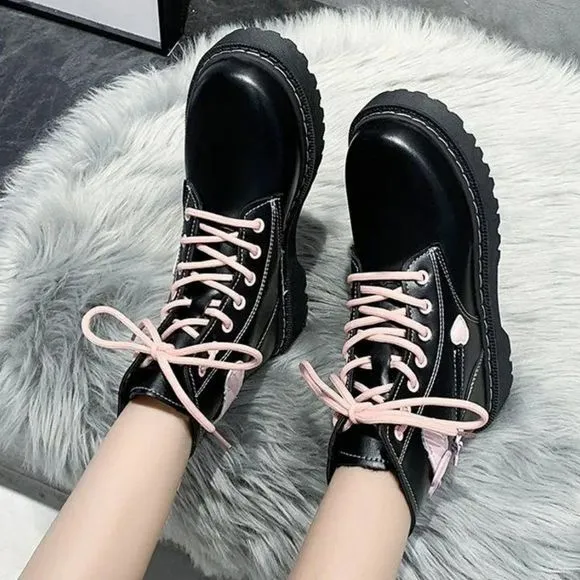 Black &amp; Pink Heart Lace -up Combat Boot | Women Lolita Star Street Style #779