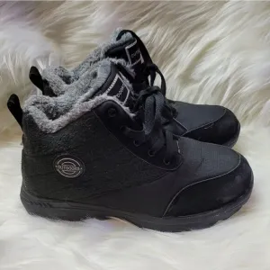 Black BomKinta Fur Lined Winter Boots.