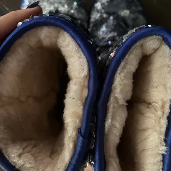 Blue shinny sequin UGG boots size 5
