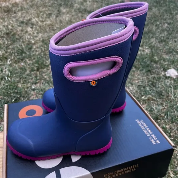 BOGS Girls Youth Big Kid SZ 1 Boots/Snow/Winter in Blue and Pink