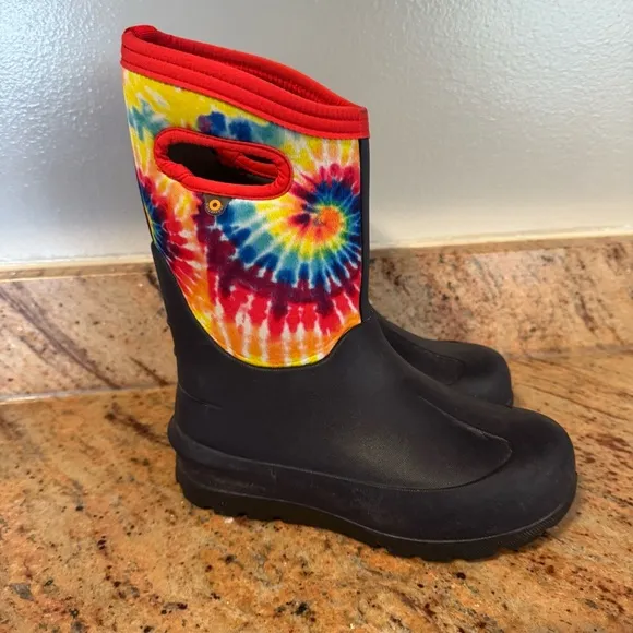 BOGS Size 3 Winter Boots for Big Boys or Girls  (Youth)