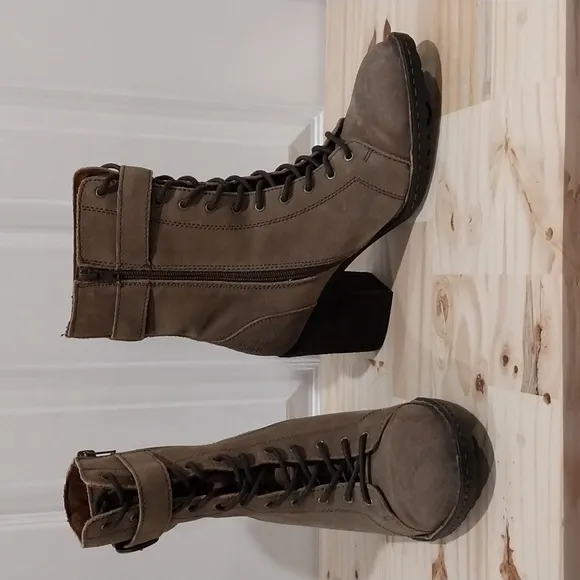 Born Cass Rust Distressed Boots Women Size 9.5 Mid Calf Stacked Block Heel Retro