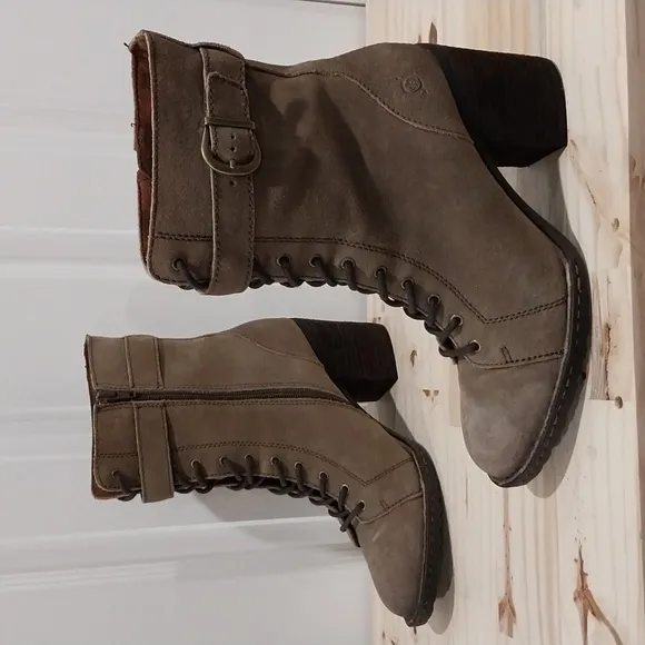 Born Cass Rust Distressed Boots Women Size 9.5 Mid Calf Stacked Block Heel Retro