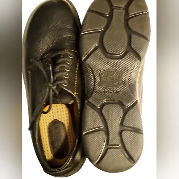 BORN-HAND STITCHED SHOES, NWOT, Pebble Leather Upper &amp; Linings, Size 10.5 M