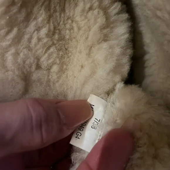 BORN handcrafted lamb skin lamb fur boots size 7