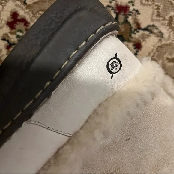 BORN handcrafted lamb skin lamb fur boots size 7
