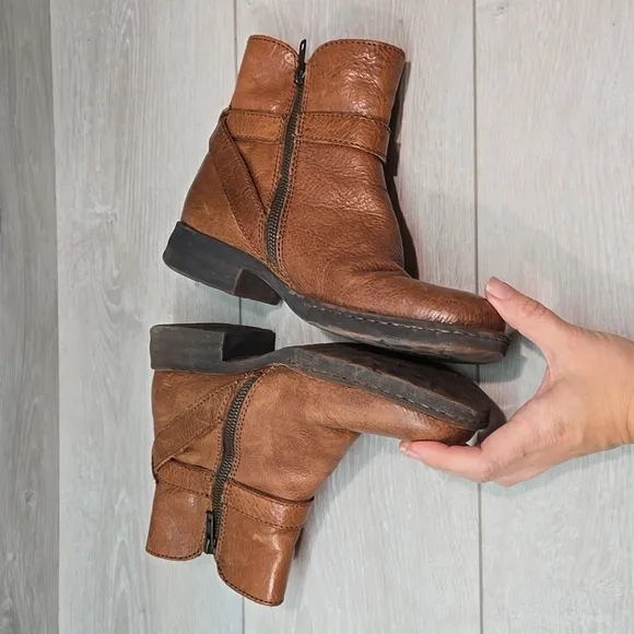 Born Women Mairead  Ankle Leather Moto Boots shoes sz 7