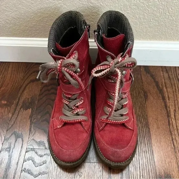 Bos. &amp; Co. Red Side Zip Boots Women Size 41 US 10 Outdoor Suede Leather Colony