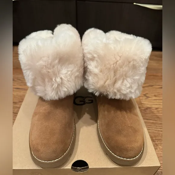 Brand new! Ugg boots K Nessa