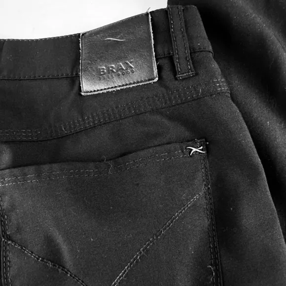 Brax Men’s Black Feel Good Cooper Regular Fit Pants 34/32