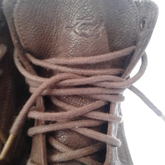 Brown Levis genuine leather lace up boots