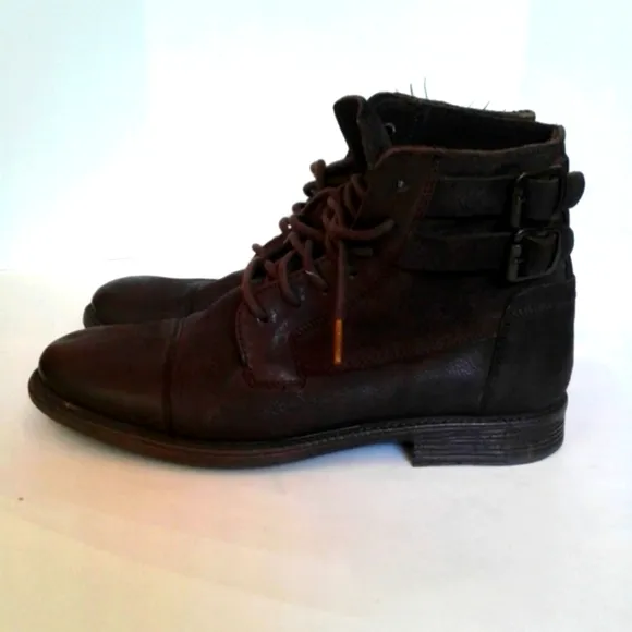 Brown Levis genuine leather lace up boots