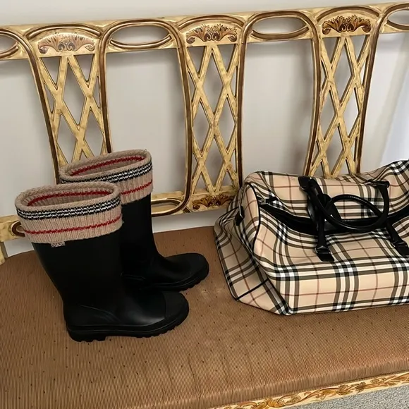 Burberry Knit Top Black and Cream Winter Rain Boots