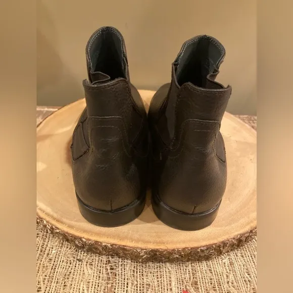 Calvin Klein Cadman Boots Mens Sz-8 Pull On Dark Brown