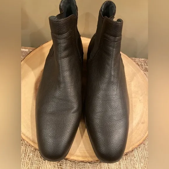 Calvin Klein Cadman Boots Mens Sz-8 Pull On Dark Brown