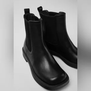 Camper MIL 1978 Black leather Chelsea boots for women