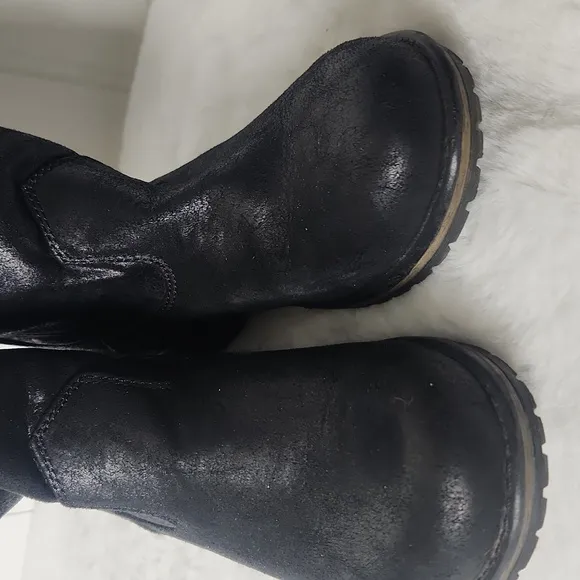 Candie's Y2K black Leather Faux Fur Winter Ankle Boots
