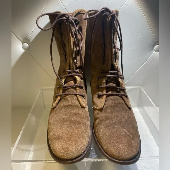 Carolina Herrera CH women suede leather boots shoes sz 38 made in spain