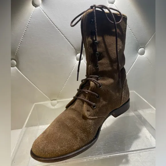 Carolina Herrera CH women suede leather boots shoes sz 38 made in spain