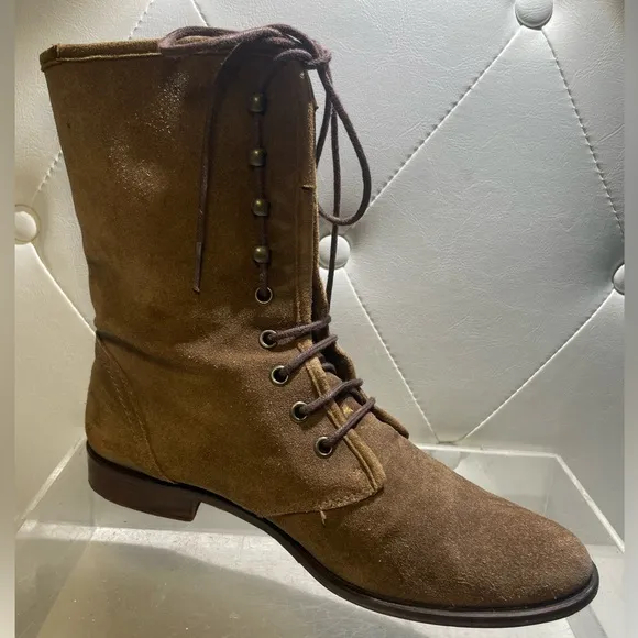 Carolina Herrera CH women suede leather boots shoes sz 38 made in spain