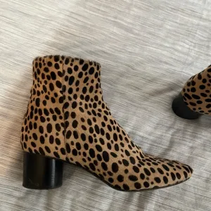 Cavellini Women’s Calf Hair Leopard Print Ankle Boot Size 38 US 7.5