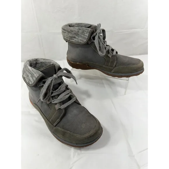 Chaco Barbary CastleRock Gray Suede Chukka Hiking Boots Women's Size 8