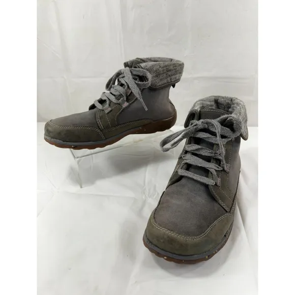 Chaco Barbary CastleRock Gray Suede Chukka Hiking Boots Women's Size 8