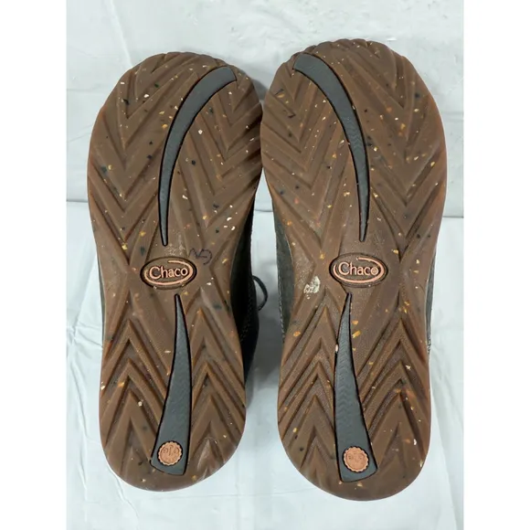 Chaco Barbary CastleRock Gray Suede Chukka Hiking Boots Women's Size 8